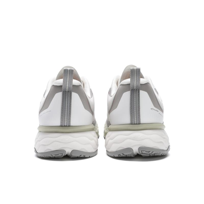 Fila Comfortable Versatile Low-Top Running Shoes Men Sneaker White A12M431103FWA