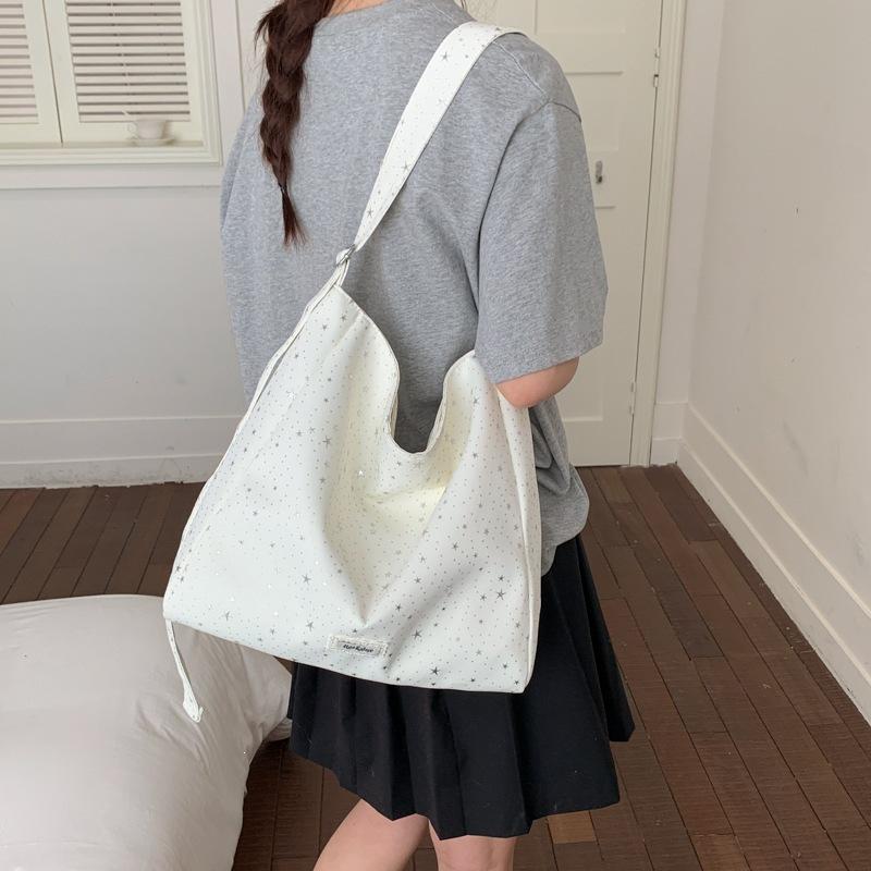 Large-capacity Commuter Tote Bag - Versatile and Stylish Crossbody Bag for Daily Use