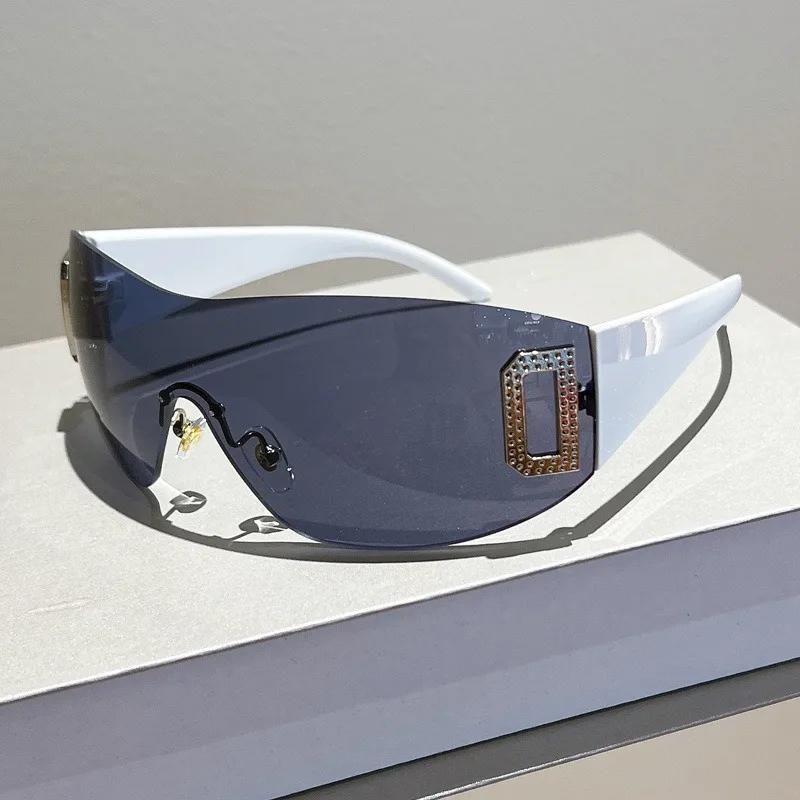 Y2K Rimless Punk Monolithic Sunglasses Women Goggle New Luxury Brand Shades Suns Glasses Female Five Star Wrap Around Eyewear