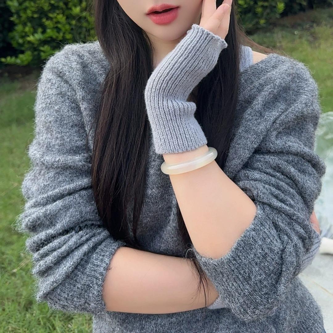 

Women s winter solid half-finger gloves soft open finger versatile warm knitted arm sleeves writing warm student gloves