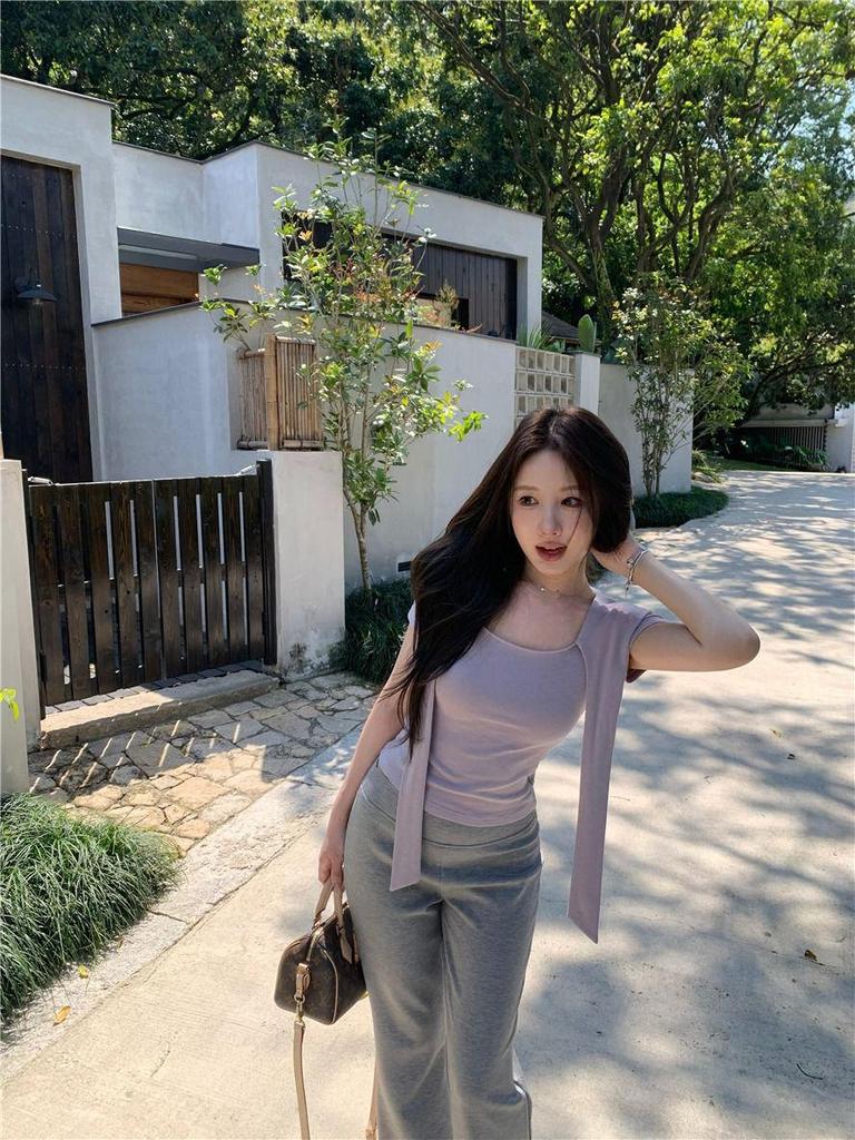 Summer 2025 Chic Square Neck Tie-Waist Tee: Slimming Short Sleeve Women's Top