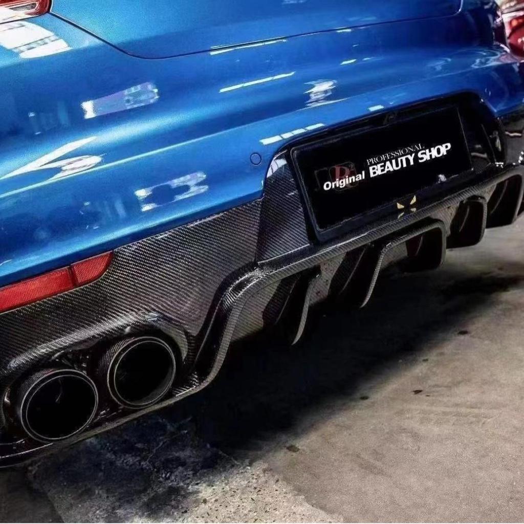 Compatible with 2014-2016 Panamera 970.2 FXX Carbon Fiber Rear Lip