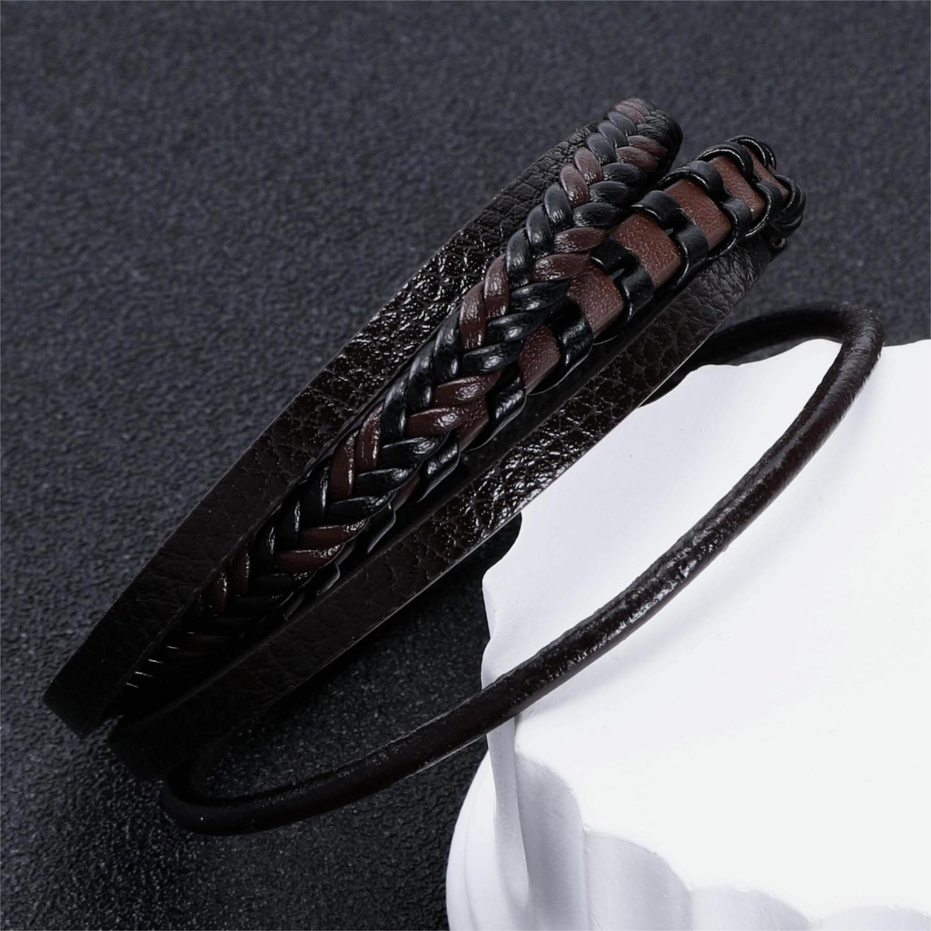 

Мужской плетеный кожаный браслет ручной работы с магнитной застежкой - Ретро европейский и американский стиль коричневый