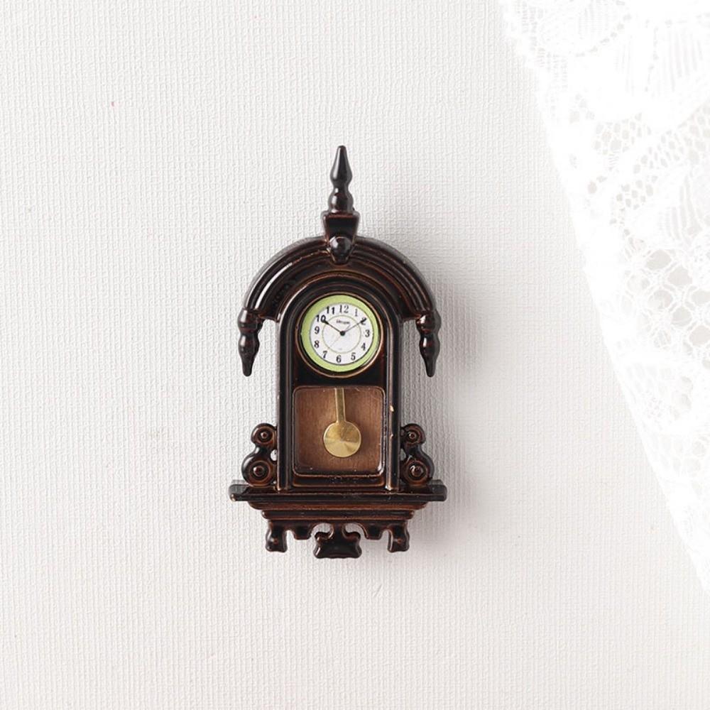 1/12th Scale Doll House Wall Clock Classic Simulation Wall Clock Model Micro Scene Retro Dollhouse Miniatures Living Room Decor