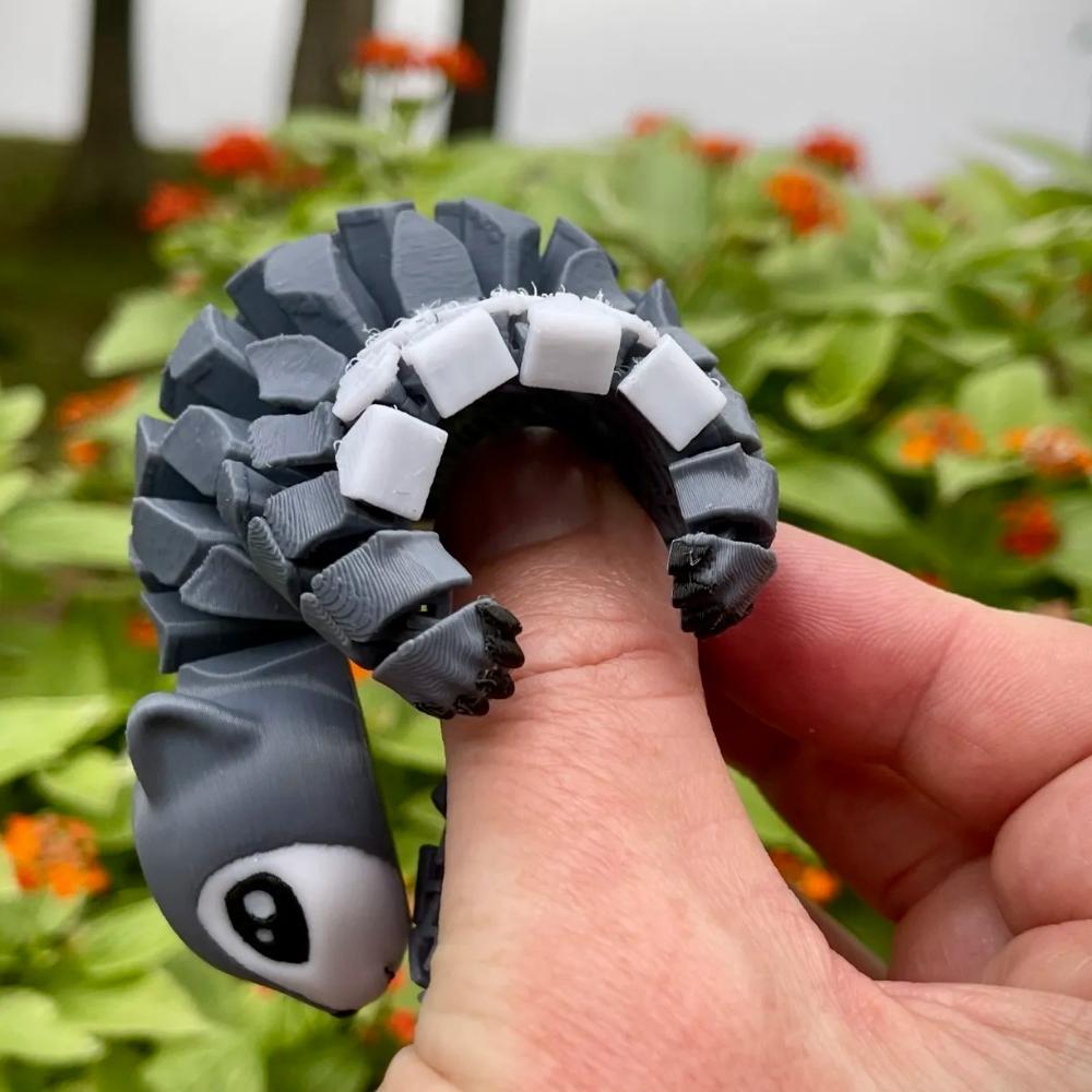 3D printing of movable sugar gliding mouse statues, movable limbs, and tails, suitable for indoor and outdoor animal decoration