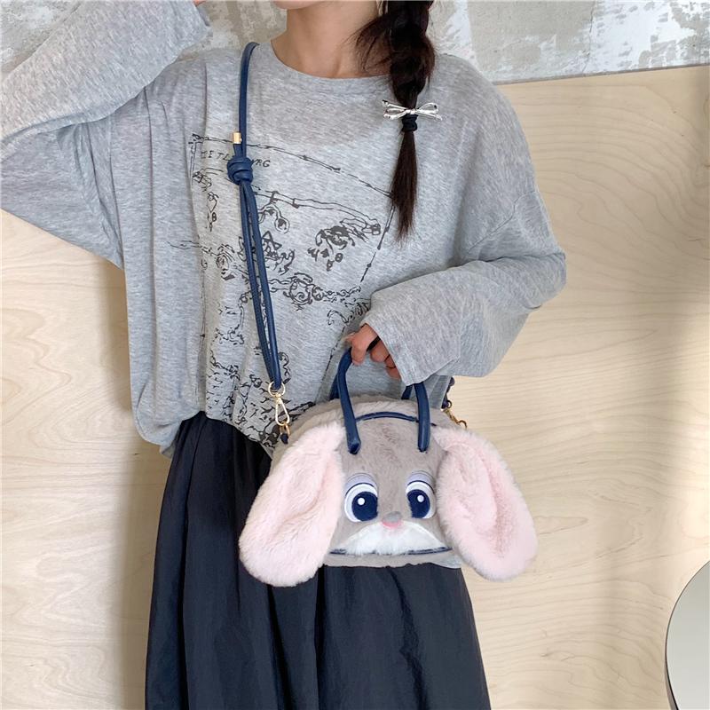 Cute Cartoon Plush Crossbody Bag Sweet Heart Shaped Makeup Purse Casual Japanese Style Shoulder Handbag For Women