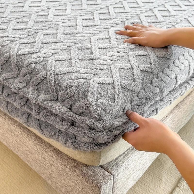 Flannel Sheets Fashion Solid Color Jacquard Comfortable Soft Elastic Bedspread Coral Fleece Fluffy Fitted Bed Sheets for Bed