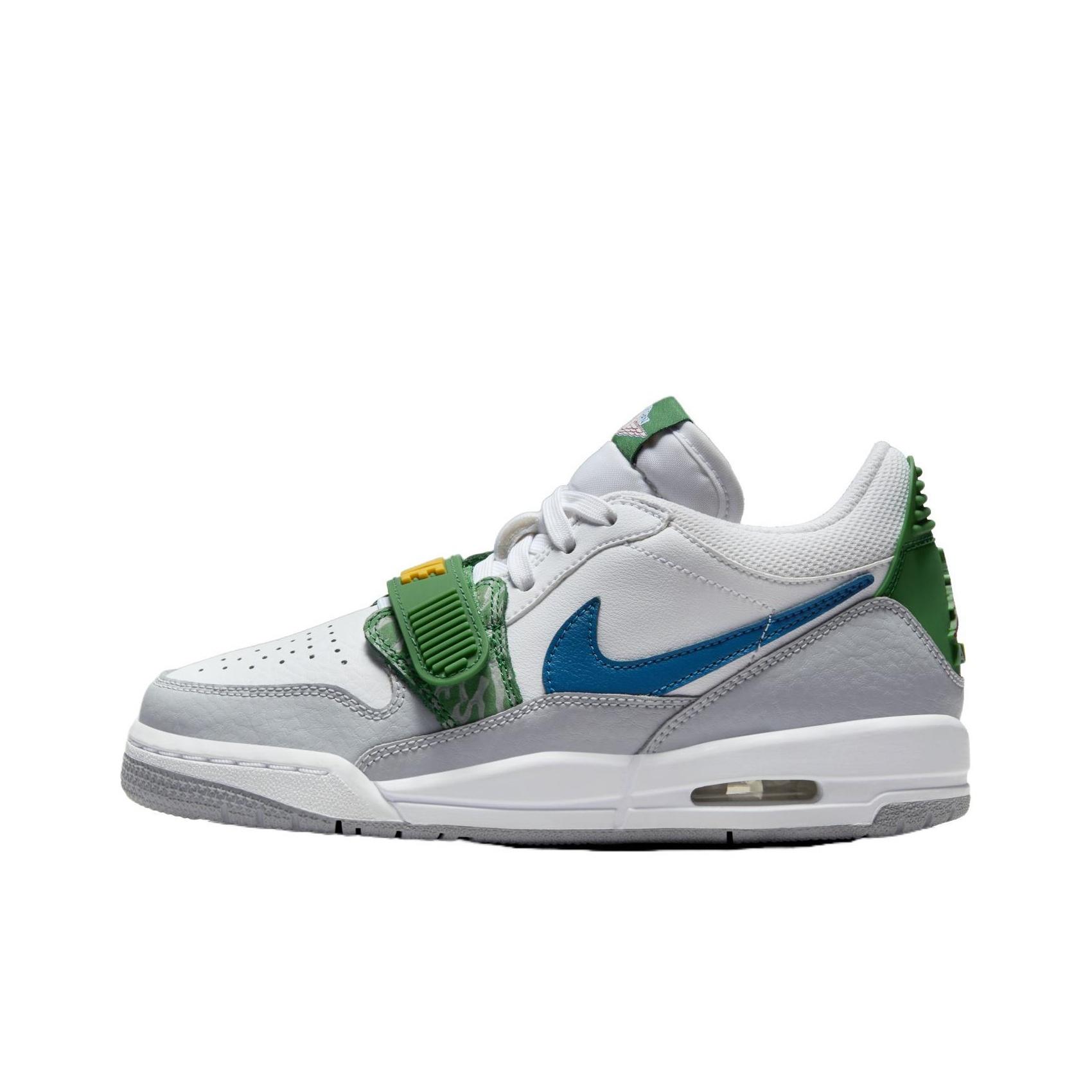 

Jordan Vintage Basketball Shoes Women