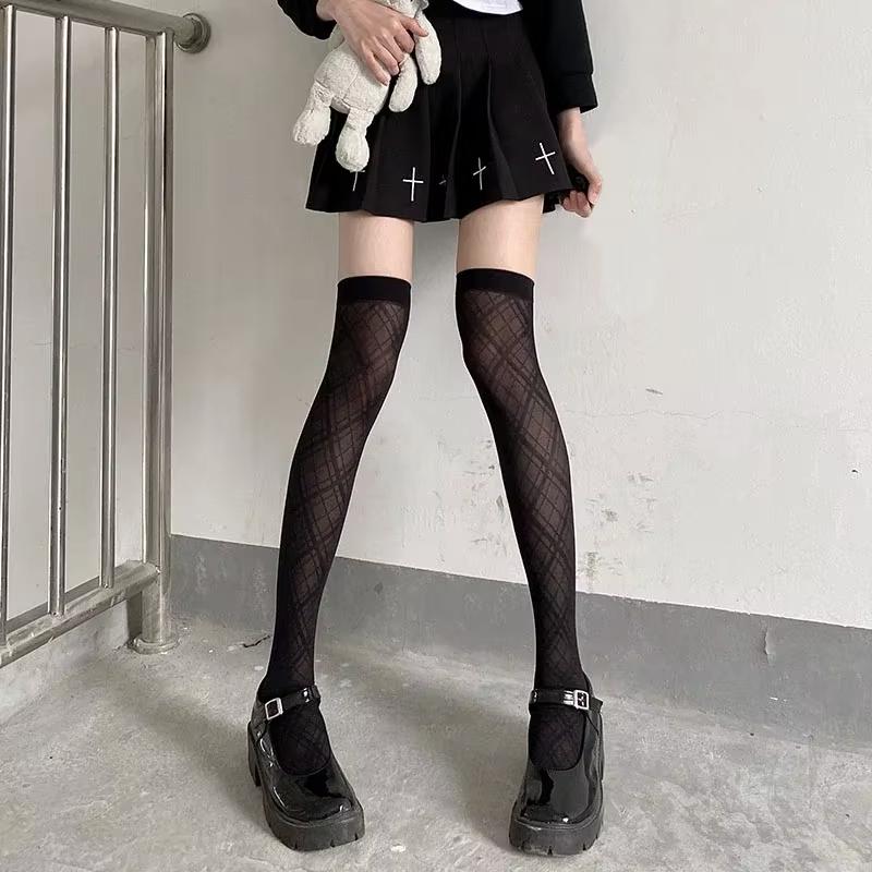 Lolita Jk Sweet Rhombus Striped Suspender Stockings Women'S Sexy Thigh High Long Socks Exquisite Soft Knee High Socks Leggings