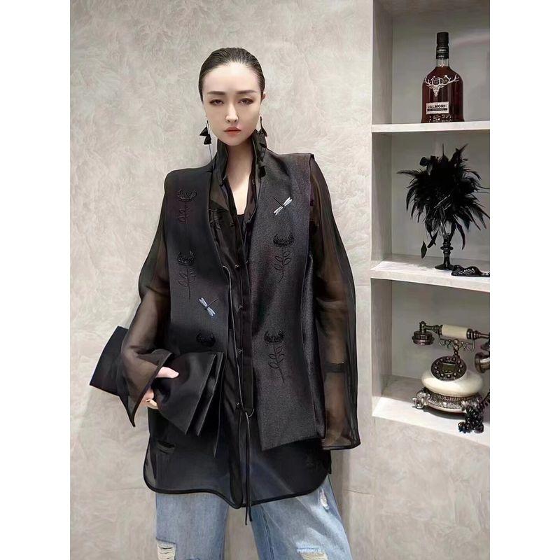 

Thousand Yuan on the Cabinet Is Not Allowed to Touch! Foreign Trade Order Women V-neck Pleat Polyester Cotton Glossy Dragonfly Embroidered Beads Vest Black(Million yuan quality) L