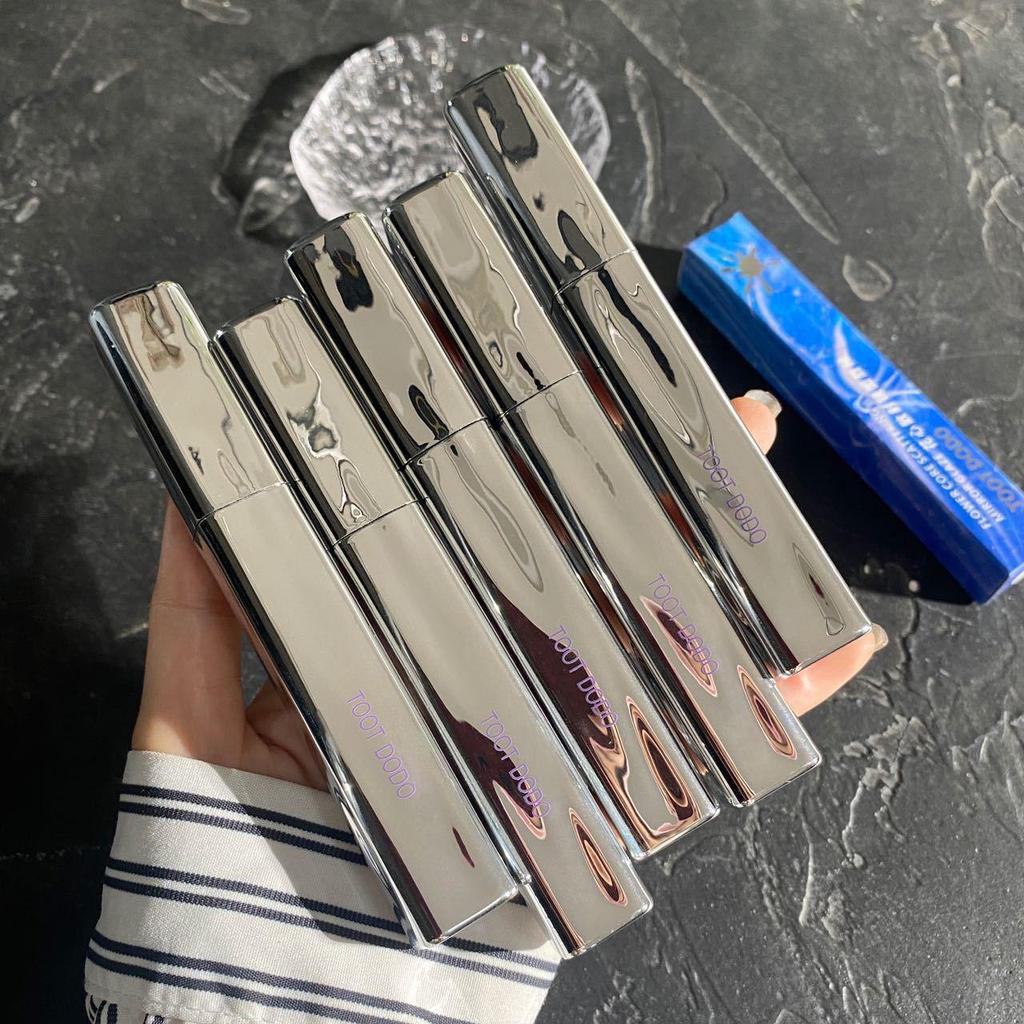 Toot Dodo Heart-Shaped Mirror Gloss: Moisturizing, Long-Lasting, Silver Tube Lipstick for Women