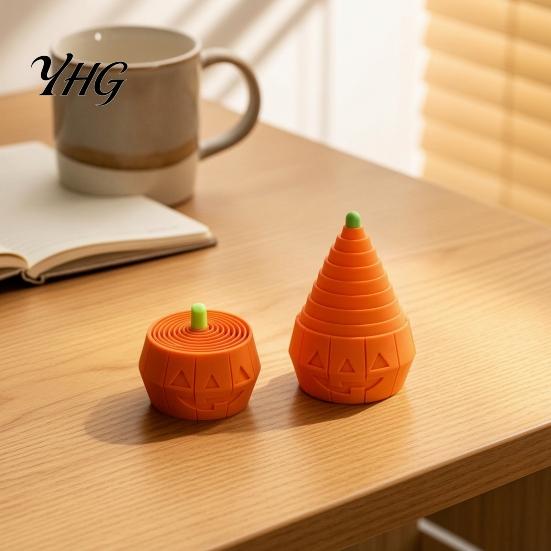Small Pumpkin Collectible Halloween Stress Toy, Retractable Spiral Fidget Sensory Toy for Portable Anxiety Relief Kids Adults, 3D Printed Desktop