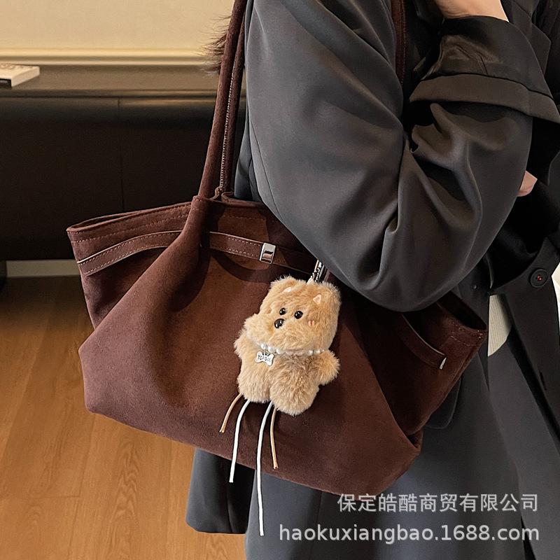 Fashion casual tote bag women's commute to work large-capacity shoulder bag 2025 autumn and winter new high-end underarm bag