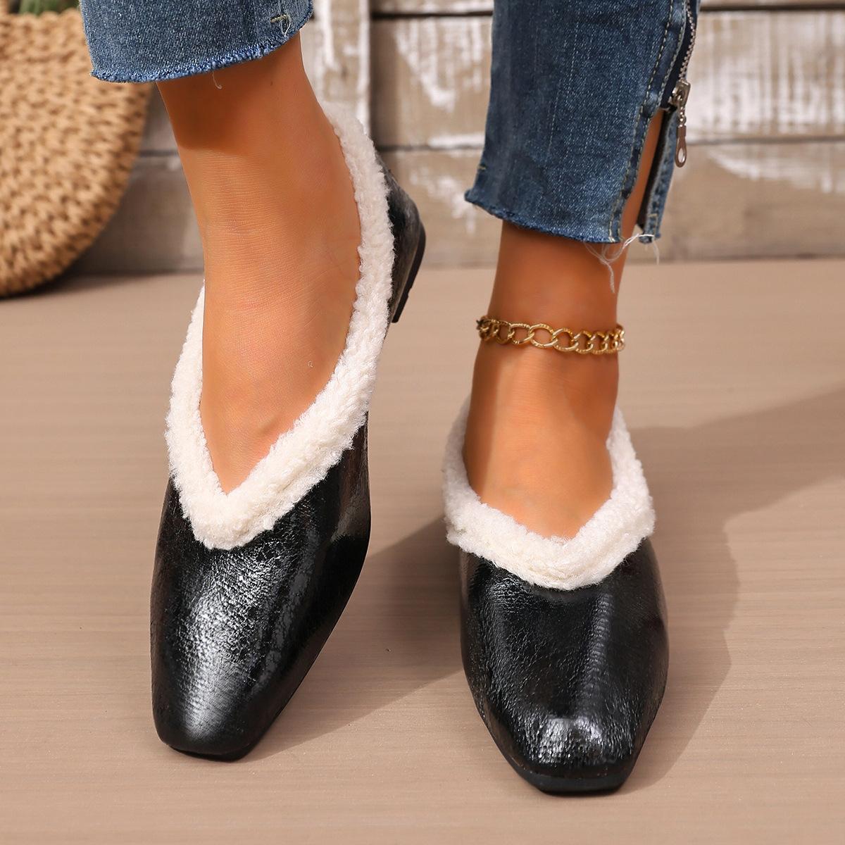 

2025 autumn new large size flat bottom shallow mouth fluffy shoes wish foreign trade pointed velvet warm cotton shoes women 35
