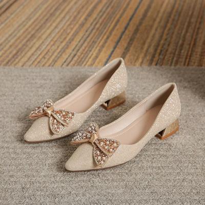 Chaussures d'été pour femmes à bout pointu et talon épais 2024 Nouveauté Nœud papillon Strass Décolleté peu profond Grande taille À enfiler Talons bas Chaussures pour femmes