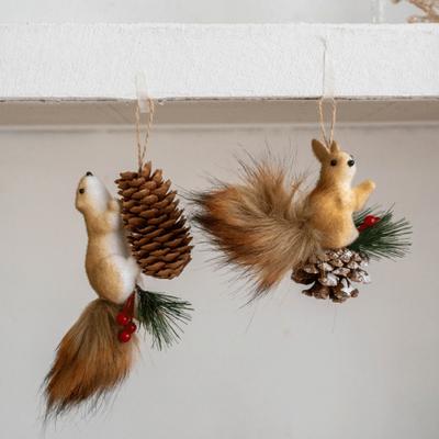 Yousheng Forest Animal Christmas Ornaments Fluffy Faux Fur Squirrel Decor with Hanging Rope 3D Woodland Christmas Tree Decorations