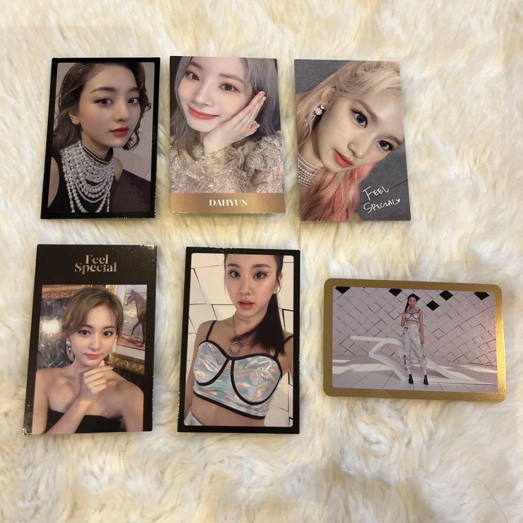 [USED] TWICE Album Feel Special Bver Bonus Trading Card Included