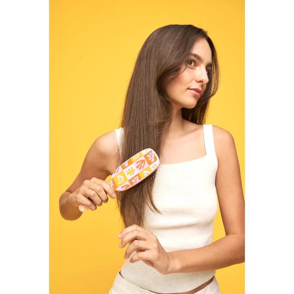 Ouchless Detangler Brush Cushion Brush All Hair Types Ergonomic Handle Tangle Free Styling Ball Tipped Nylon Bristles