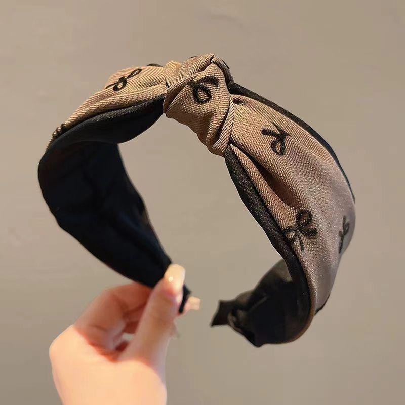 Women's Retro Wide Headband: Versatile Hair Clip for Washing Face & Masks