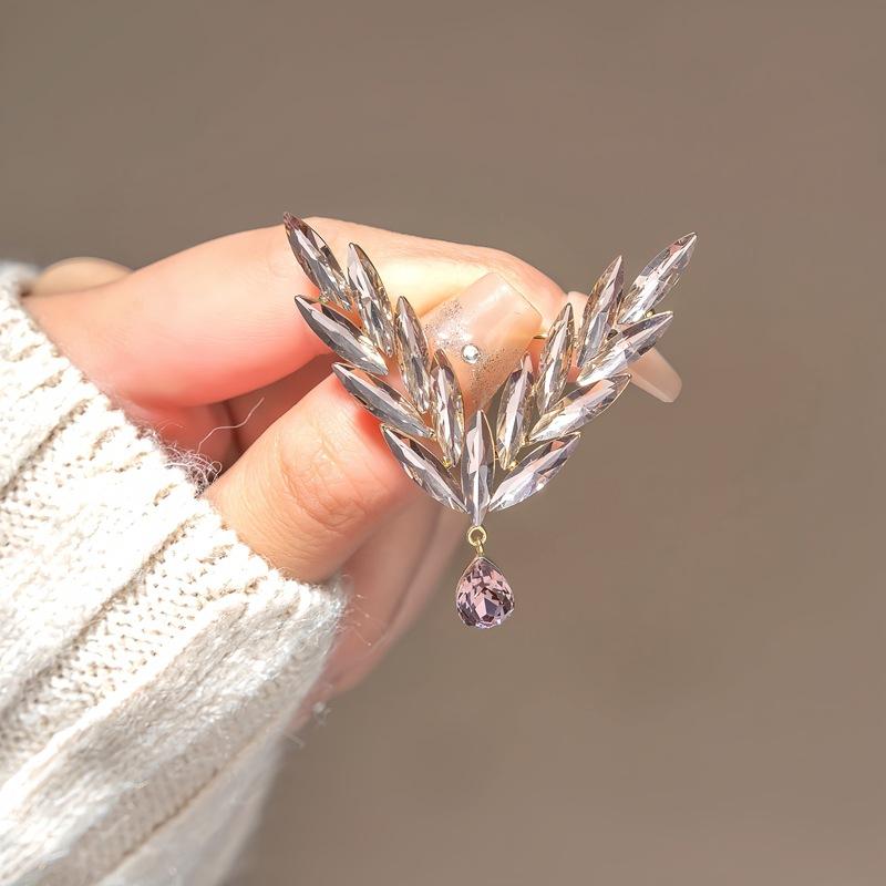 Ancient style auspicious clouds peony flower brooch elegant temperament high-end fashion corsage cheongsam Hanfu suit pin accessories