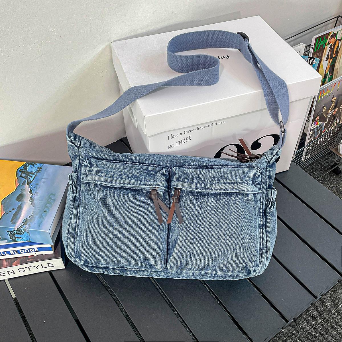 

Trendy Spring Shoulder Bags Vintage Casual and Simple Crossbody Bag for Women Fashi and Versatile Commuting Small Square Bag