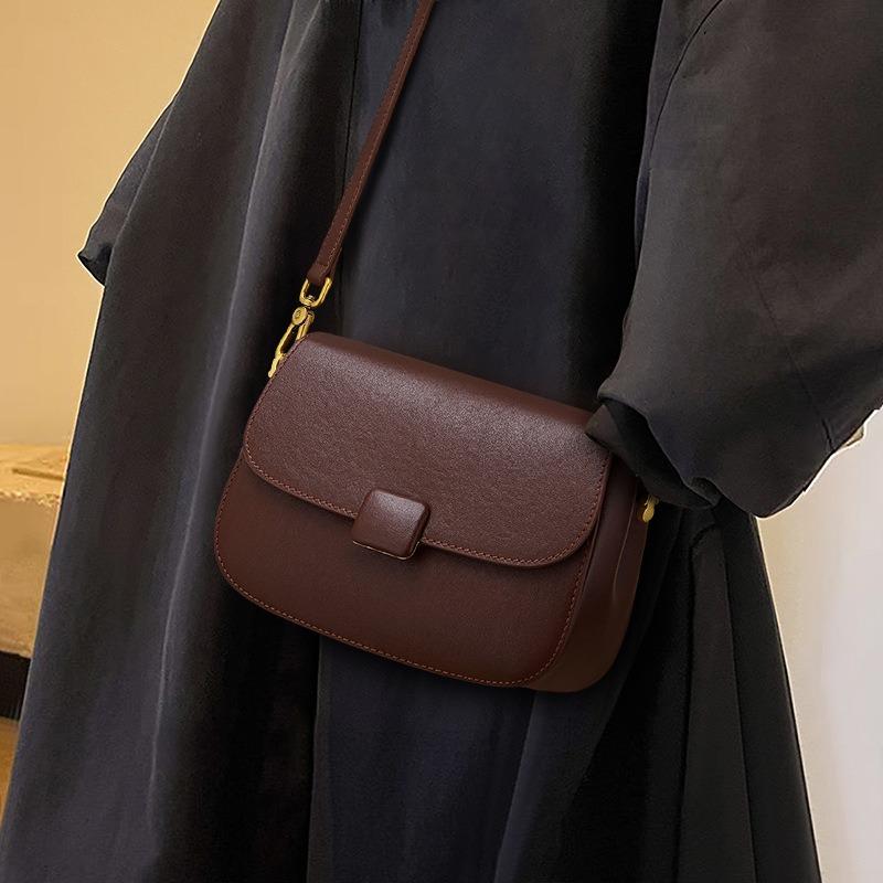 Bag Women's New Women's Bag Autumn and Winter Leather One Shoulder Crossbody Bag Premium Retro Saddle Bag