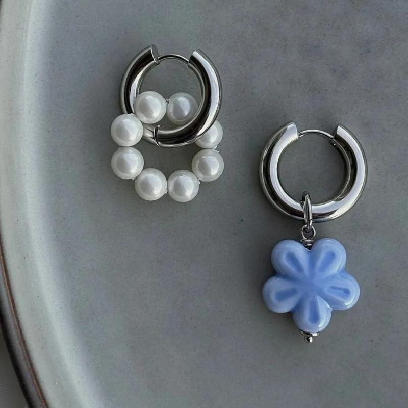 Sweet Pink Zircon Heart-Shaped Pendant Earrings For Women Simple Geometric Circular Ear Buckle Fashion Jewelry Accessories Gift