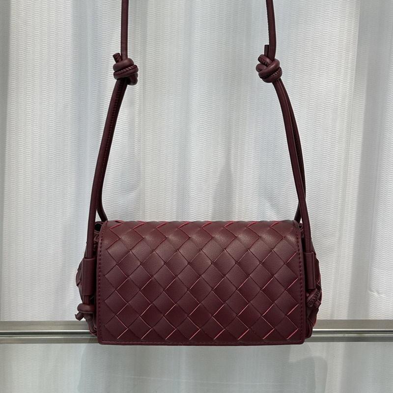 New Cowhide Leather Woven Bag Small Square Bag Pillow Bag Tote Bag Shoulder Messenger Bag Handbag Women's Bag