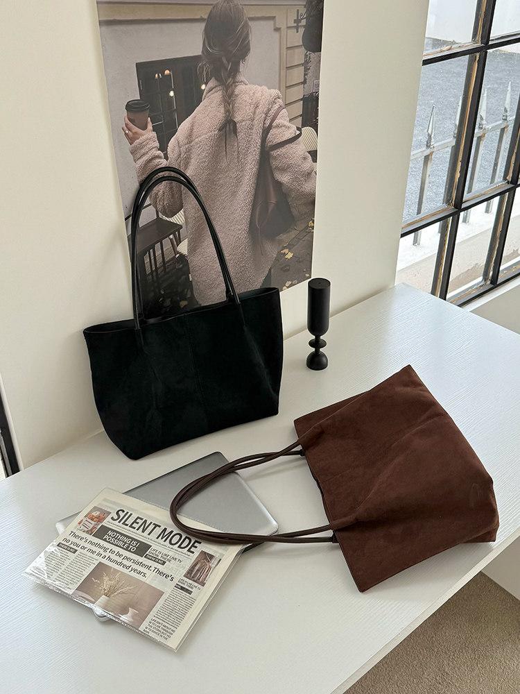 Retro Solid Color Faux Suede Women's Shoulder Bags Fashi Versatile Ladies Underarm Bags Casual Large Capacity Female Tote Bag