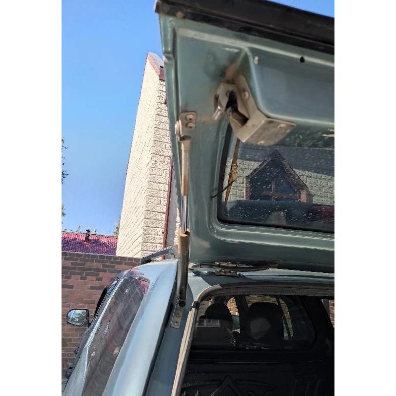 Plynové vzpěry zadního okna pro hardtop 485MM pro Mitsubishi L200 Triton Strada Hunter KA/KB 2005-2014 Plynové vzpěry Tlumiče