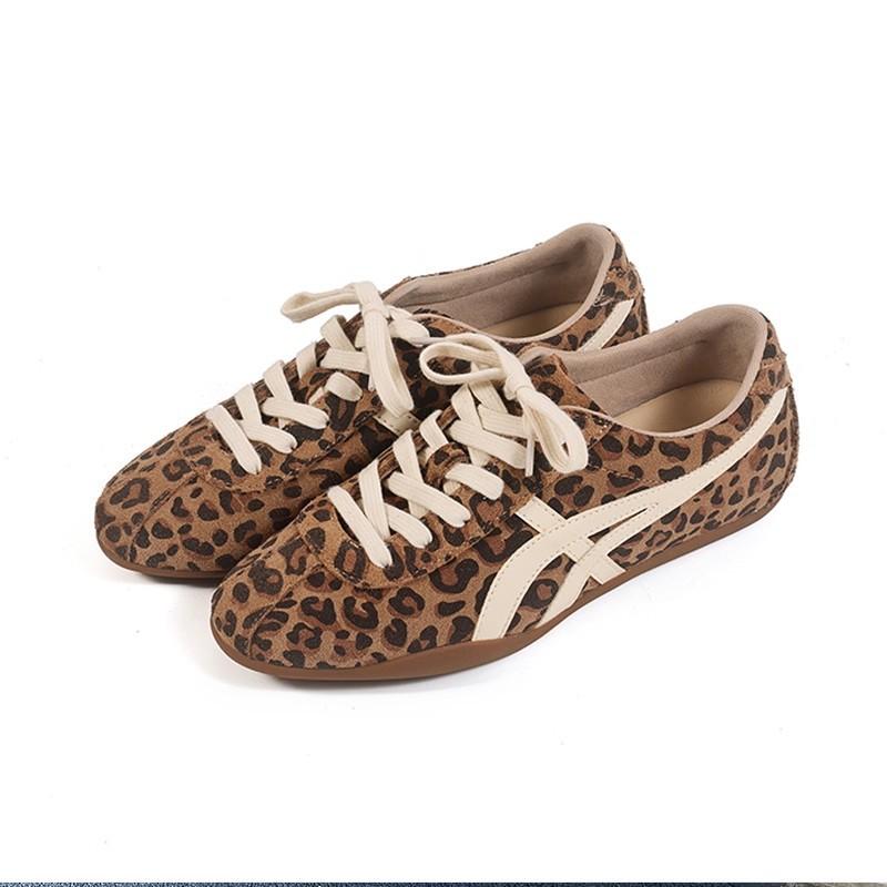 Kuskinn~ innvendig høydeøkning 5cm retro leopardtrykk tyske treningssko damesko 2025 nye Forrest Gump-sko boardsko fritidssportssko