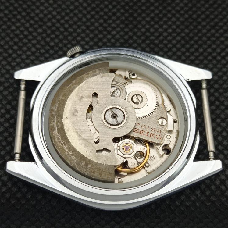 REFURBISHED VINTAGE SEIKO 5 AUTO 7019A JAPAN MENS D/D BLACK WATCH 593c-a314849-2