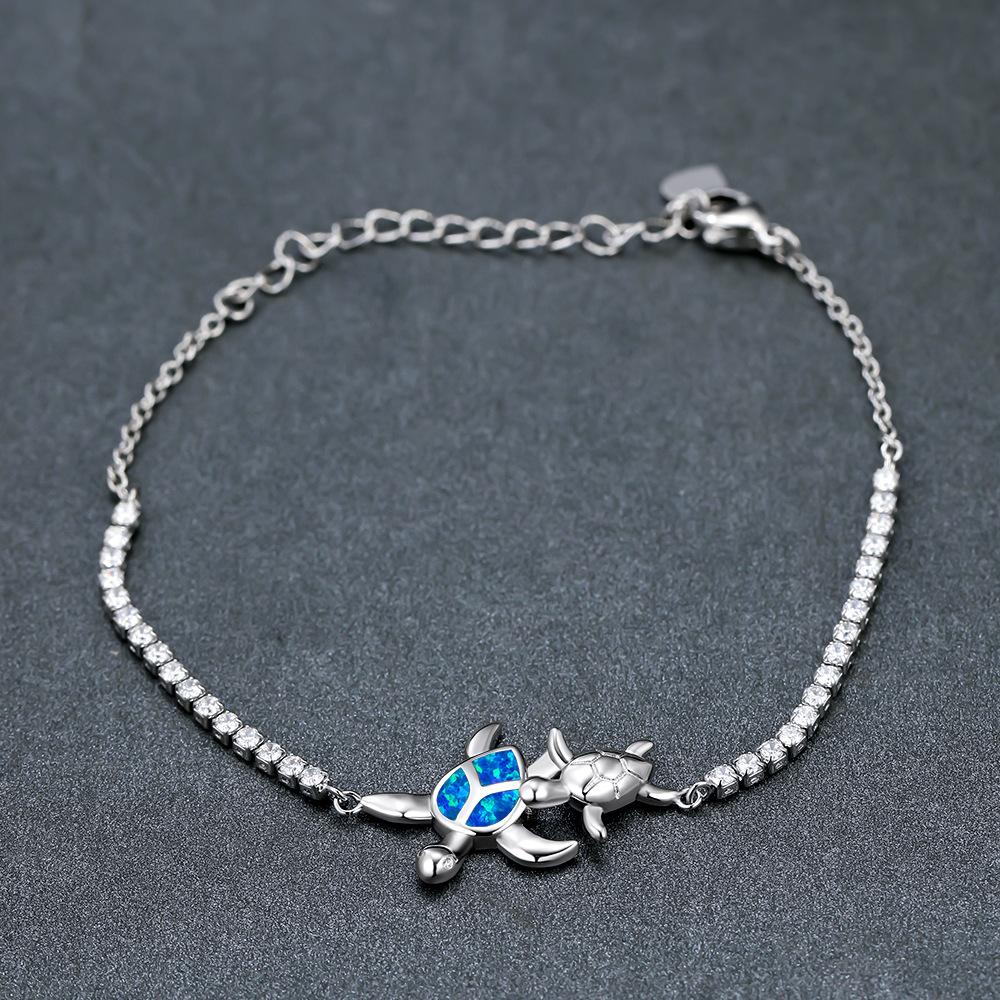 Rose Gold Two Turtles Set with Diamonds Male Shrimp Button Womens Personalized and Versatile Bracelet