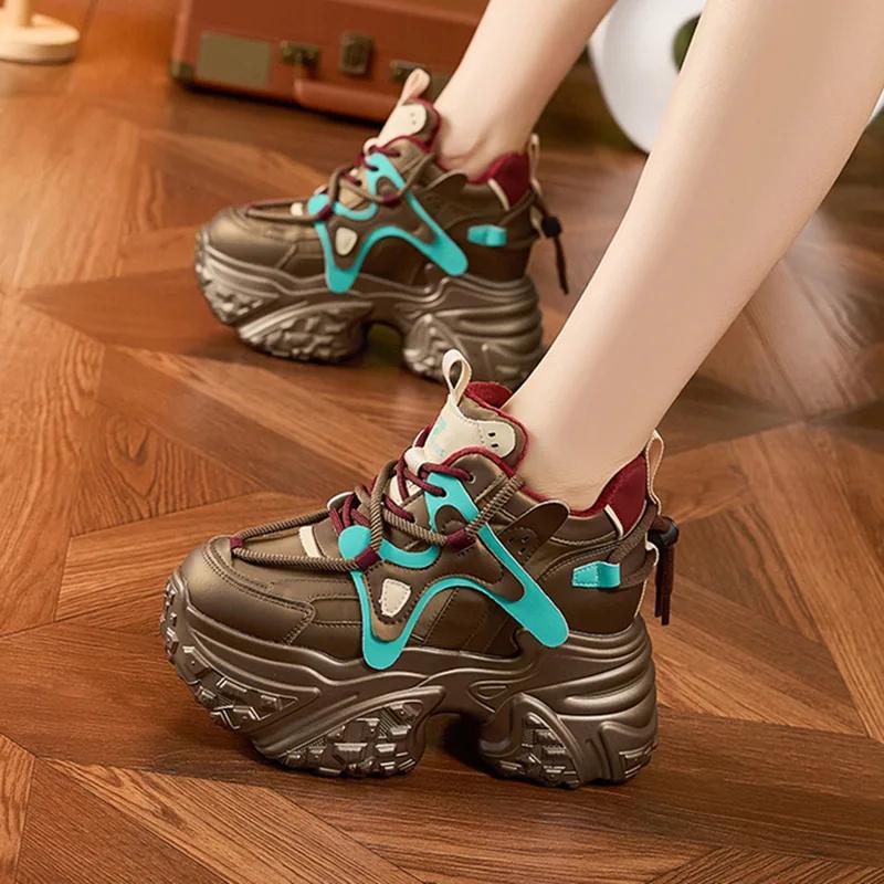 Fashion 9CM Retro Thick Sole Women Shoes Winter Warm Velvet Outdoor Vulcanized Shoes Woman High Platforms Heighten Sneakers