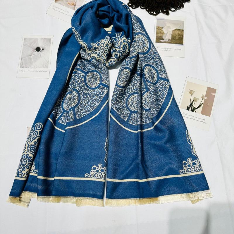 Chinese Style Blue and White Porcelain Pattern Shawl for Women in Autumn and Winter Versatile Double Sided Elegant Air Conditioning Shawl Warm Scarf