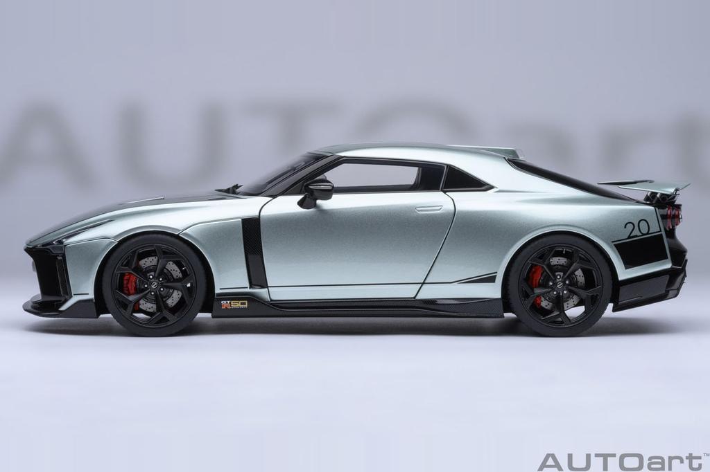 AUTOart Scale Nissan by ITALDESIGN Finished Model 77512 1/18 GT-R50 (Metallic Green/Black)