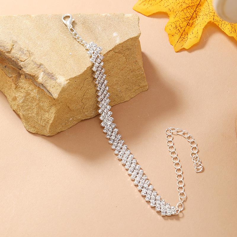 Elegant Rhombus Full Diamond Minimalist Bracelet with Trendy Personality and Light Luxury Design