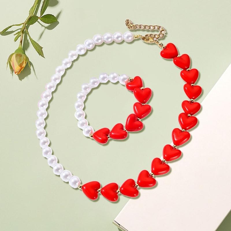 Elegant Heart Shaped Resin and Imitation Pearls Beaded Necklace Fashion Accessory for Women’s Romance Daily Wear