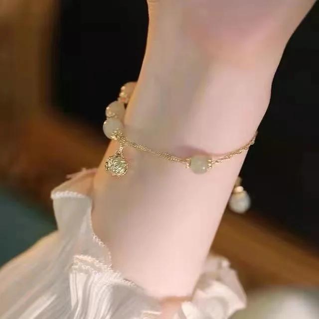 Vintage Gold Color Cuff Bracelet Set of 4 Stainless Steel Butterfly Bracelet Combination Fashion Elegant Bracelet Jewelry Gifts