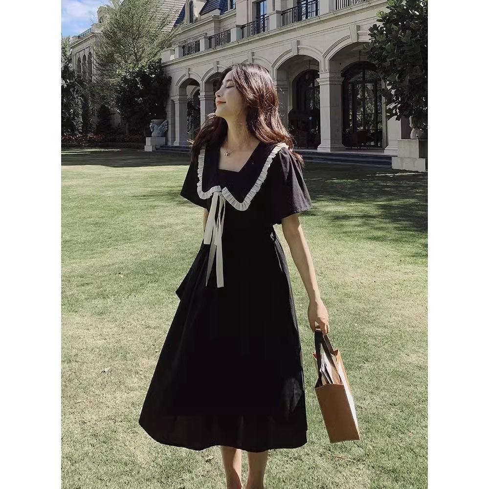 

Платье в стиле колледжа, маленькое черное платье Хепберн, платье с короткими рукавами и кукольным воротничком, женское летнее нишевое дизайнерское длинное платье M- (recommended 90-50kg)