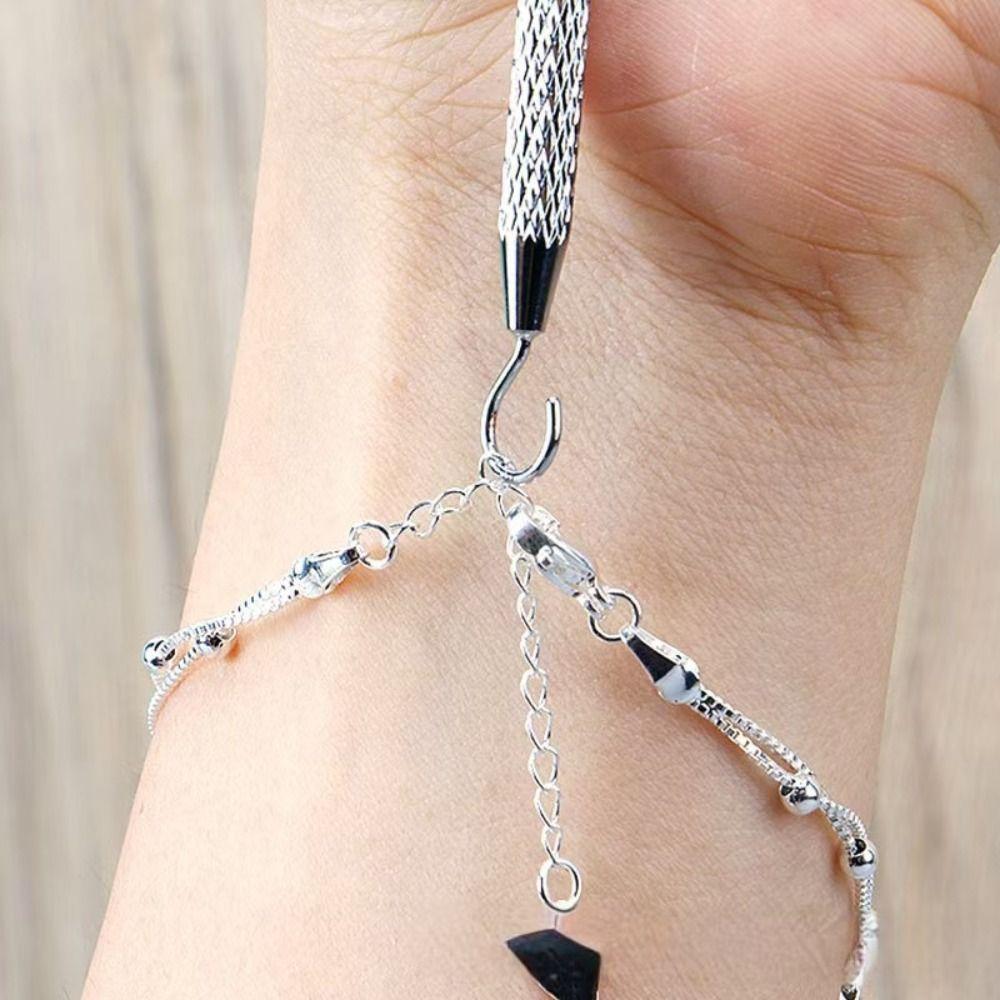 Clip Bracelet Helper Fastening Bracelet Wear Auxiliary Rod Useful Jewelry Helper  Clasps