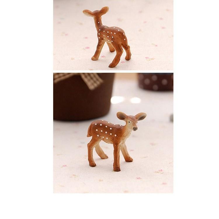 ZAKKA Świąteczne Miniaturki Zwierząt z Żywicy do Dekoracji Biurka