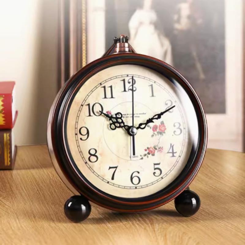 Retro Small Alarm Clock Desktop Countertop Clock Ornament Seat Clock Mute Old Man Clock Home Bedroom Clock Table Pendulum Clock