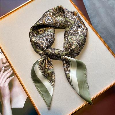Versatile Sciarpa di Seta Retro con Motivo di Anacardi: Foulard Quadrato Decorativo da Donna, Foulard, Sciarpa da Legare ai Capelli o alla Borsa