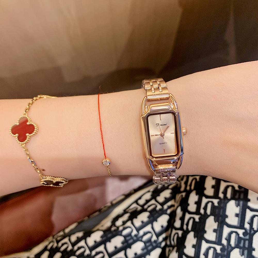 Fashionable Temperament Steel Band Watch Commuting Daily Casual Quartz Watch Women's Simple Two-hand Women's Watch