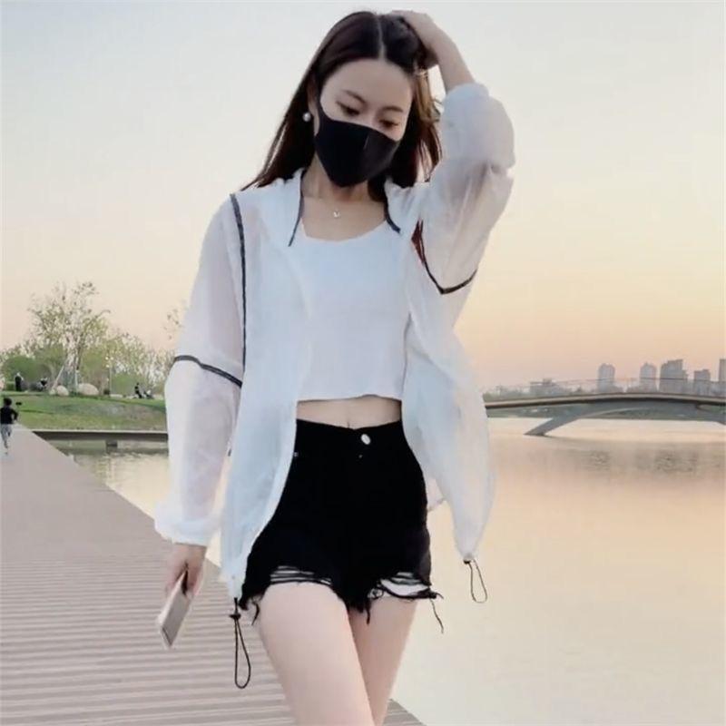 Sunscreen Clothes for Women in Summer 2025 Hooded Exterior Lightweight Outdoor Breathable Versatile Sunscreen Jacket Cardigan