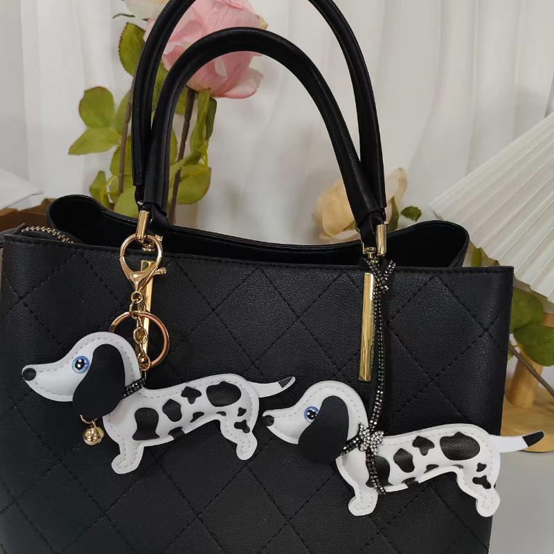 Dachshund Dog Keychain Fashion Pu Leather Dog Keychains For Women Bag Pendant Jewelry