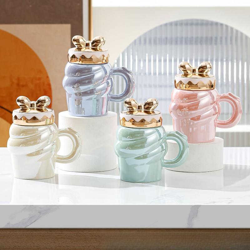 Creative Ice Cream Ceramic Cup Cone Mug with Lid High Value Water Cup Household Cup Event Gift