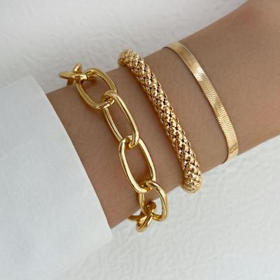 3-teiliges Set aus mehrschichtigen Schlangenknochenketten-Armbändern, personalisiertes Retro-Metallkettenarmband für Frauen, das beste Geschenk für Freunde