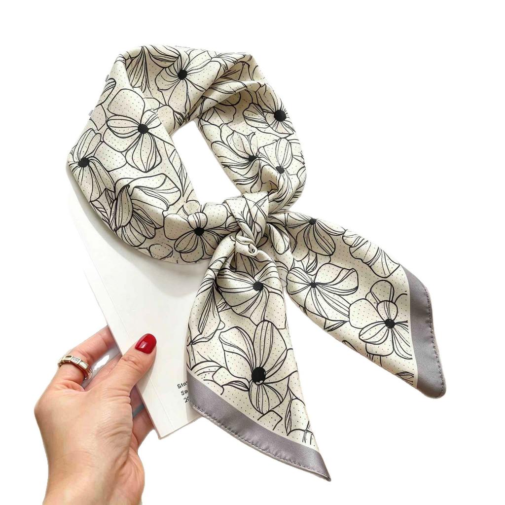 Women's spring and autumn silk scarf temperament versatile thin Internet celebrity Korean version light luxury fashion scarf high-end design small squ